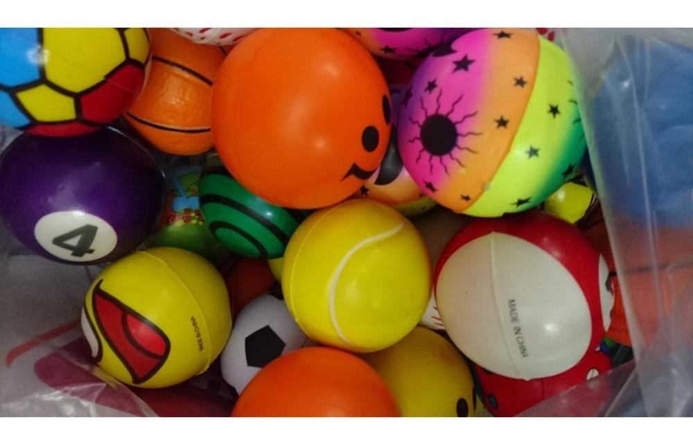 Pelota Antiestres Esponjosa 2.5 Pulgadas Con 50 Pzas 2p - Rocket Vending Todo en Chicleras