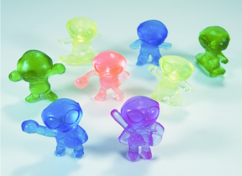 100 Aliens Juguete Capsula 1pulgada Brillan En Oscuridad 1p